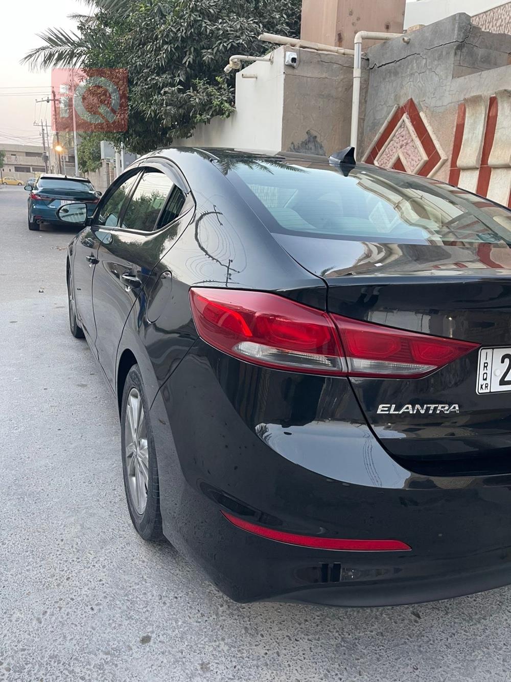 هیۆندای ئەلەنترا